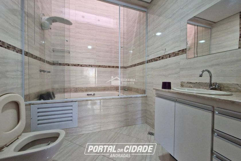 Casa &agrave; venda - 240m&sup2; - Jardim Alto da Serra