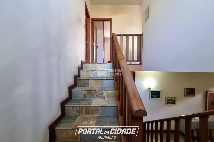 Casa &agrave; venda - 427m&sup2; - Centro