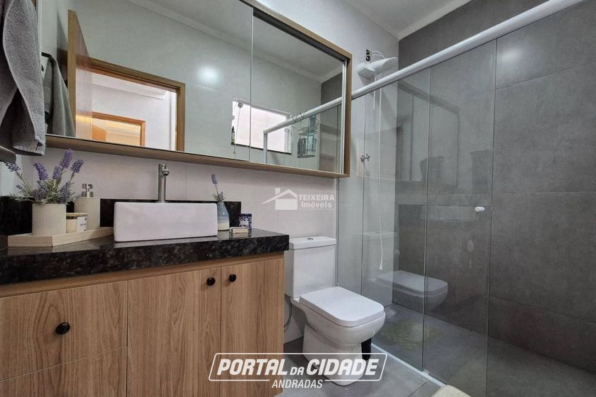 Casa &agrave; venda - 150m&sup2; - Santo Ant&ocirc;nio de Lisboa