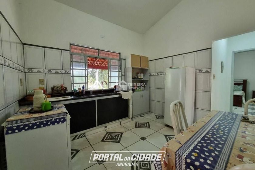 S&iacute;tio &agrave; venda - 180m&sup2; - Zona Rural