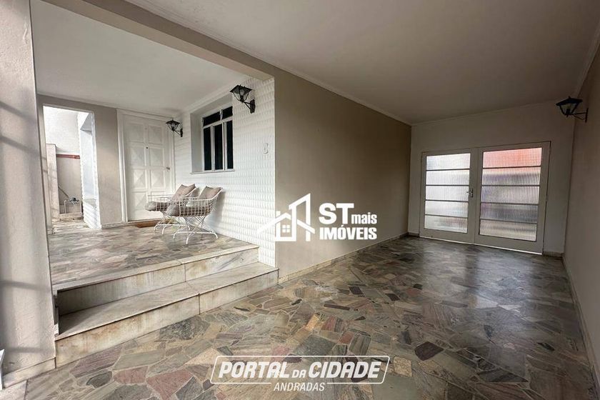 Casa &agrave; venda - 300m&sup2; - Centro