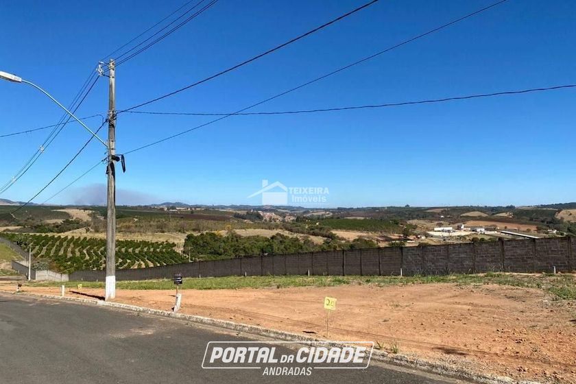 Terreno &agrave; venda - 300m&sup2; - Condom&iacute;nio Village