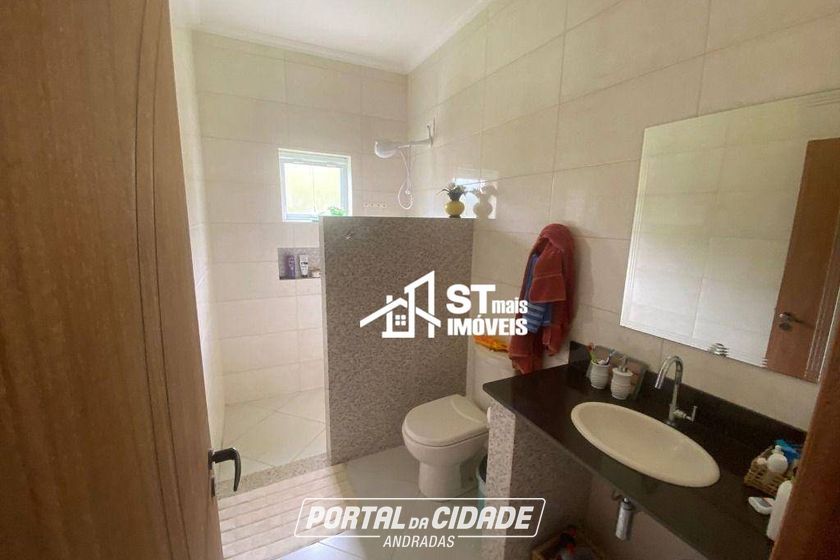 Ch&aacute;cara &agrave; venda - 11500m&sup2; - Zona Rural