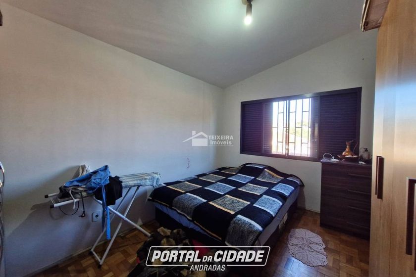 Casa &agrave; venda - 210m&sup2; - Jardim Santo Ant&ocirc;nio