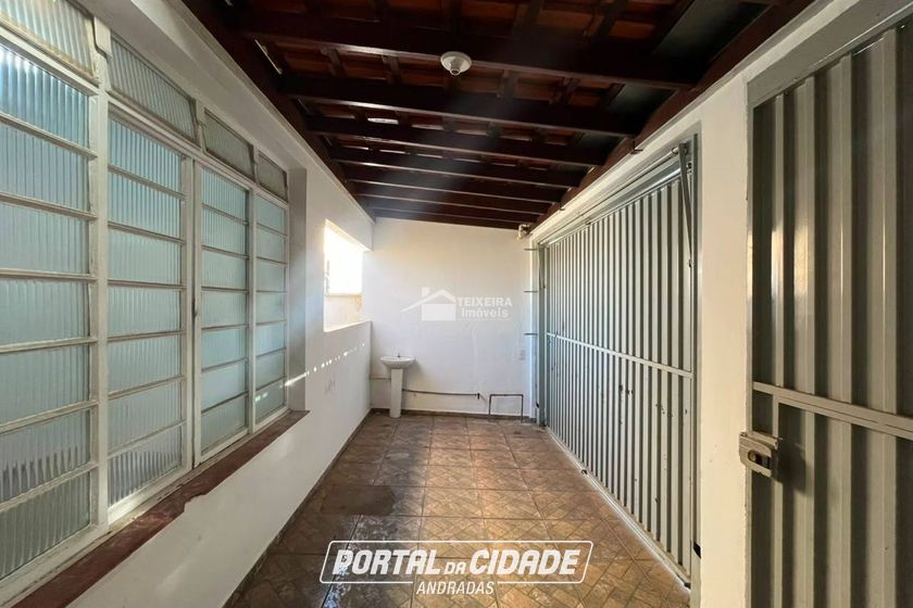 Casa para alugar - 203m&sup2; - Centro