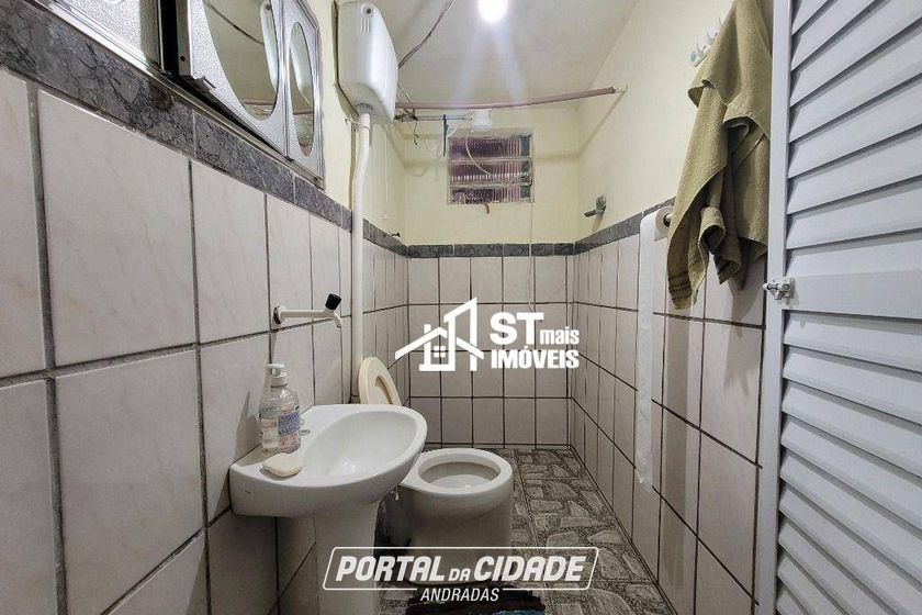Ch&aacute;cara &agrave; venda - 1000m&sup2; - Zona Rural
