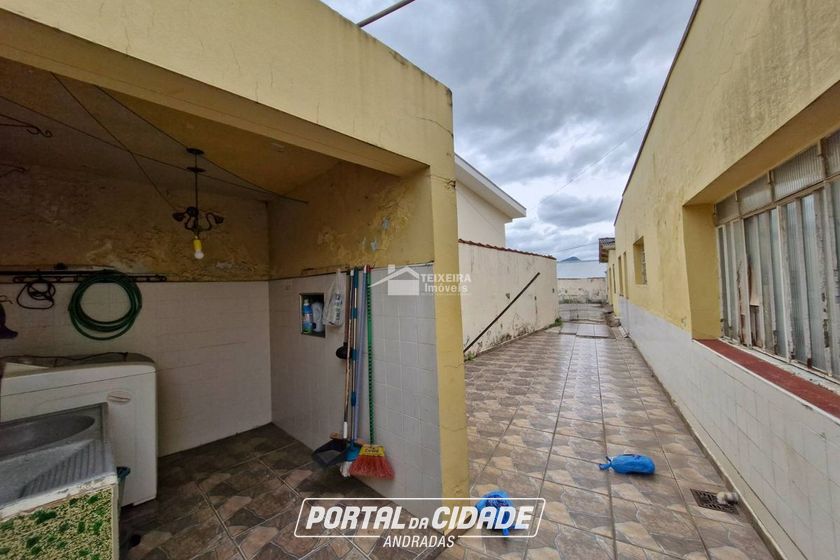 Terreno &agrave; venda - 668m&sup2; - Centro