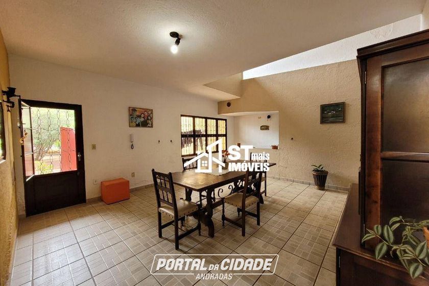 Casa &agrave; venda - 320m&sup2; - Vila Mosconi