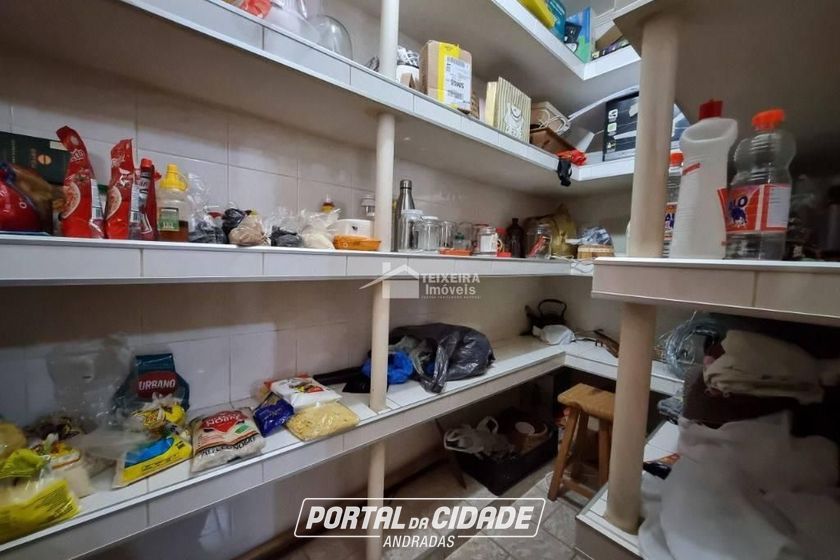 Casa &agrave; venda - 427m&sup2; - Centro