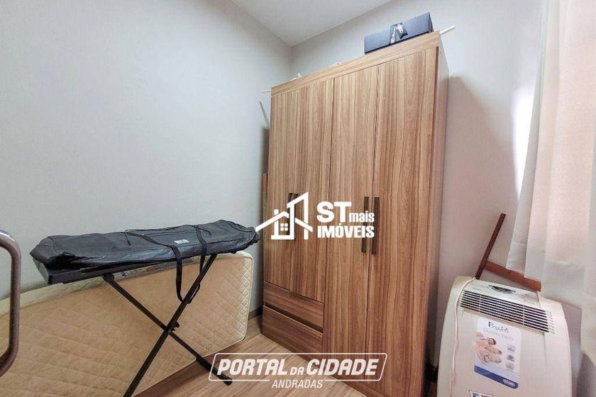 S&iacute;tio &agrave; venda - 58000m&sup2; - Zona Rural