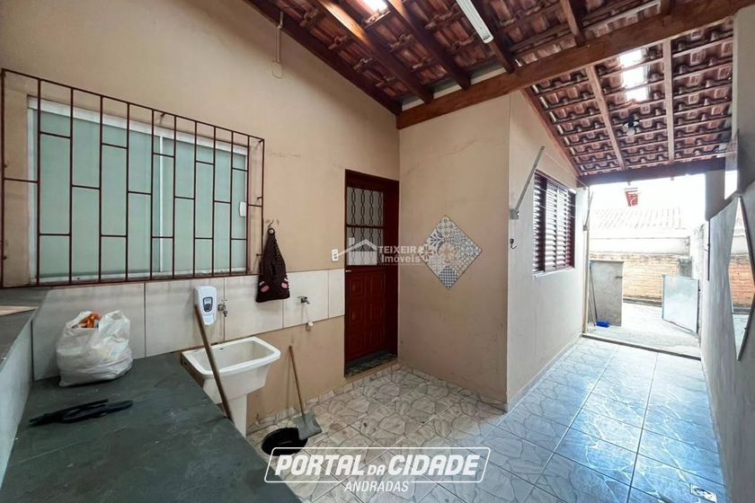 Casa para alugar - 111m&sup2; - Jardim Brasil