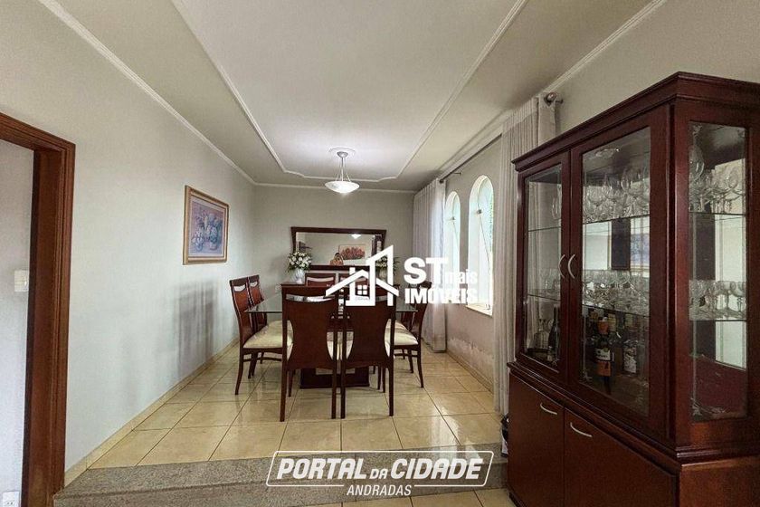 Casa &agrave; venda - 216m&sup2; - Jardim Nova Andradas