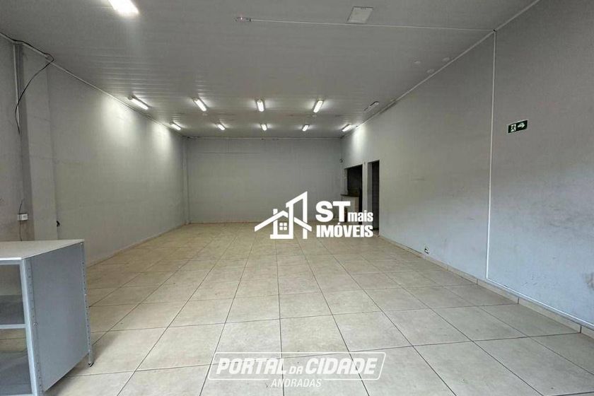 Sal&atilde;o Comercial para alugar - 150m&sup2; - Andradas