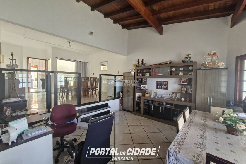 Casa &agrave; venda - 226m&sup2; - Jardim It&aacute;lia