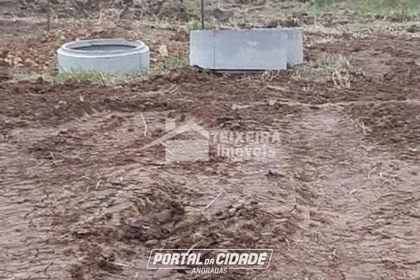 Terreno &agrave; venda - 2215m&sup2; - Zona Rural