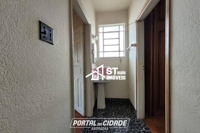 Casa &agrave; venda - 203m&sup2; - Centro