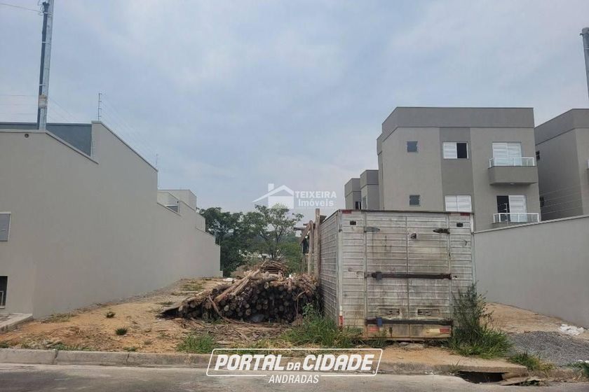 Terreno &agrave; venda - 343m&sup2; - Morada dos P&aacute;ssaros