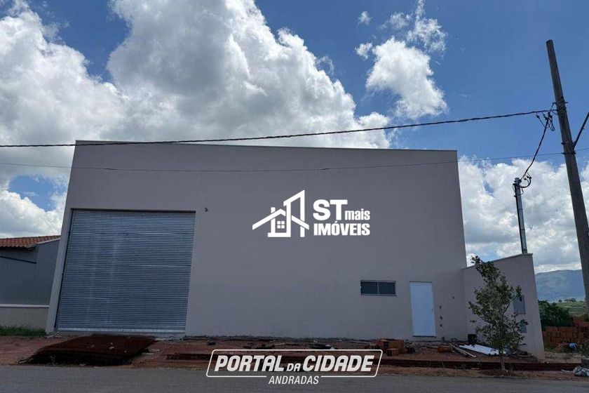 Sal&atilde;o Comercial para alugar - 900m&sup2; - Trad Park