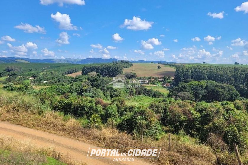 Terreno &agrave; venda - 27000m&sup2; - Clube Campestre