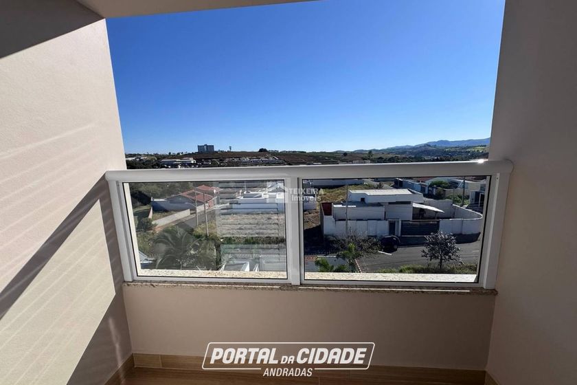 Apartamento &agrave; venda - 132m&sup2; - Morada dos P&aacute;ssaros