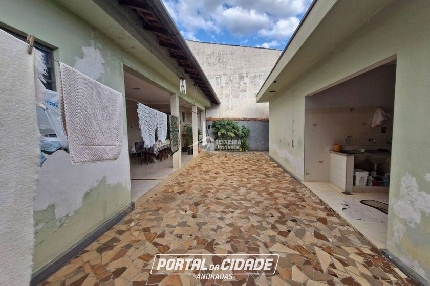Casa &agrave; venda - 224m&sup2; - Jardim Mantiqueira