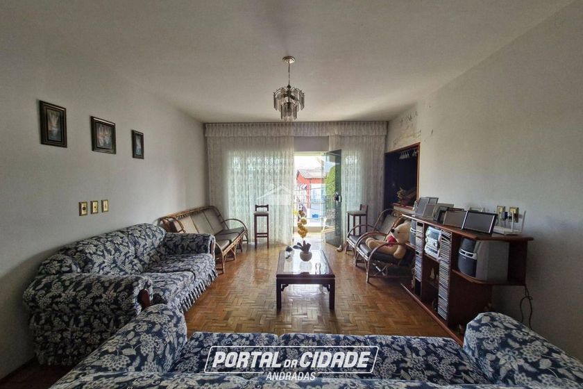 Casa &agrave; venda - 224m&sup2; - Jardim Mantiqueira