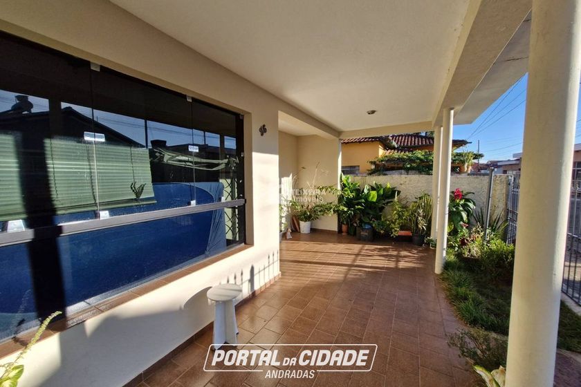 Casa &agrave; venda - 210m&sup2; - Jardim Santo Ant&ocirc;nio
