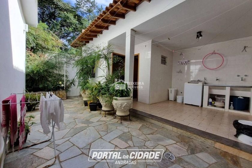 Casa &agrave; venda - 427m&sup2; - Centro