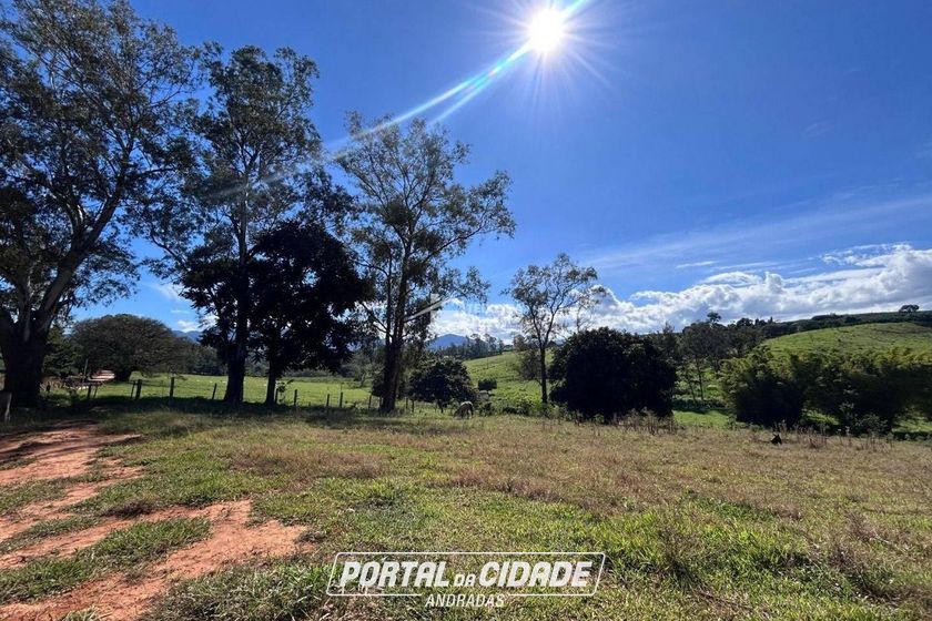 Terreno &agrave; venda - 20000m&sup2; - Zona Rural