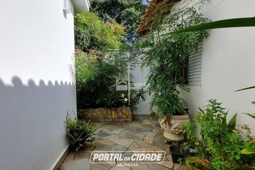 Casa &agrave; venda - 427m&sup2; - Centro