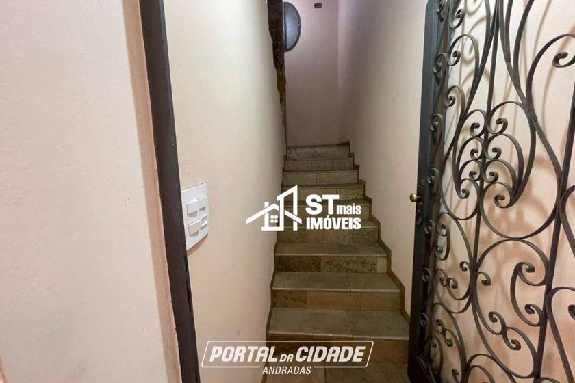 Casa para alugar - 173m&sup2; - Centro