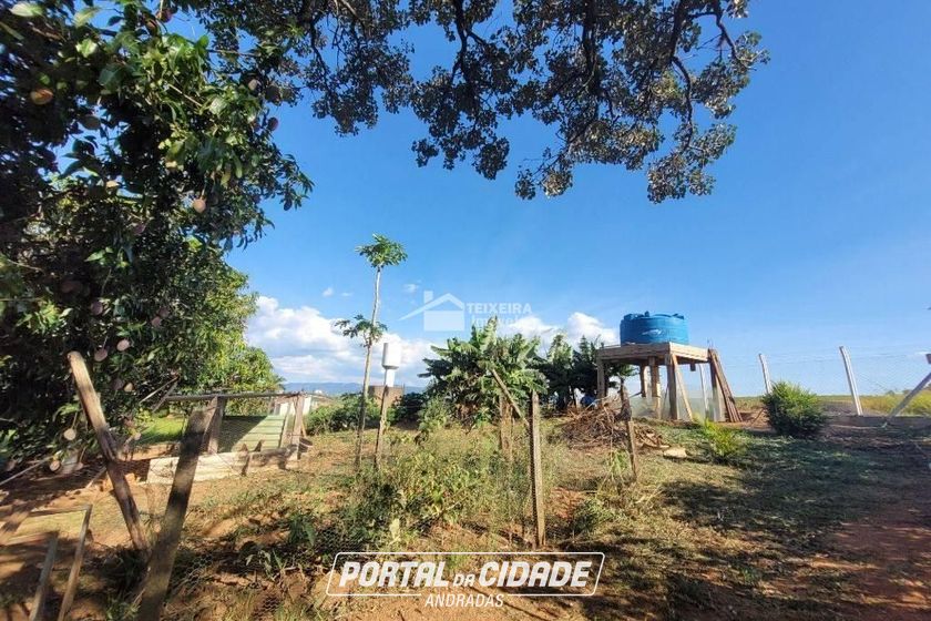 Ch&aacute;cara &agrave; venda - 50m&sup2; - Centro