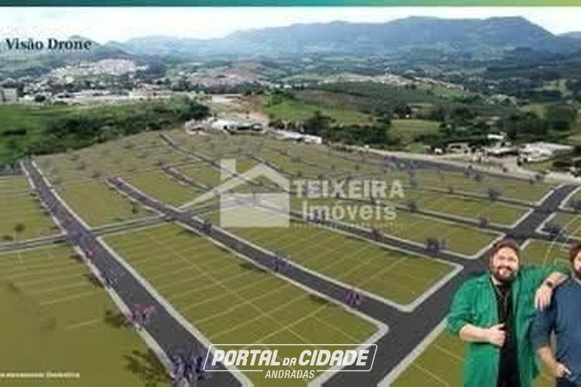 Terreno &agrave; venda - 204m&sup2; - Parque da Liberdade