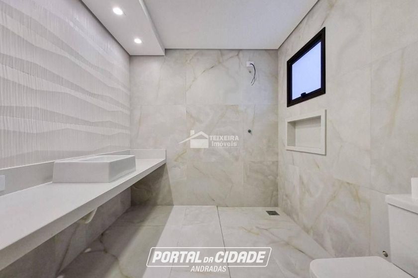 Casa &agrave; venda - 210m&sup2; - Jardim Mantiqueira II