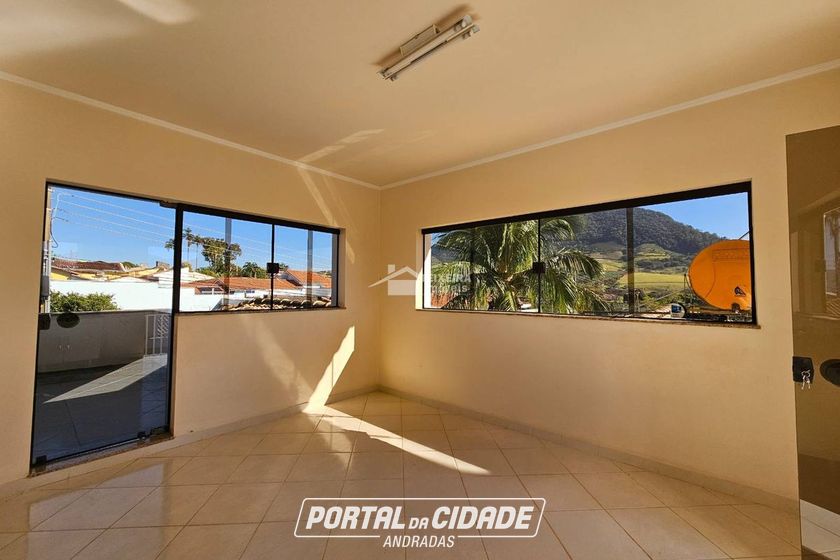 Casa &agrave; venda - 300m&sup2; - Jardim Bela Vista
