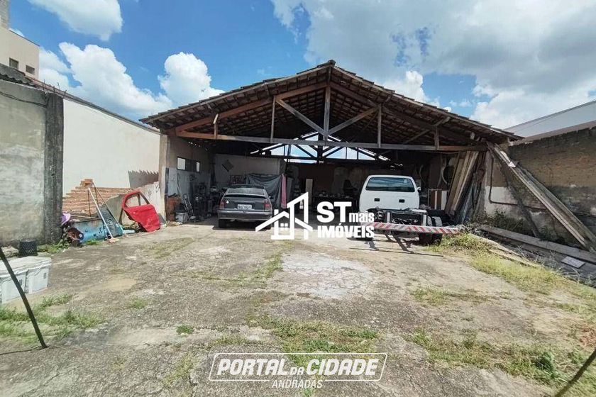Terreno &agrave; venda - 300m&sup2; - Vila Graziani