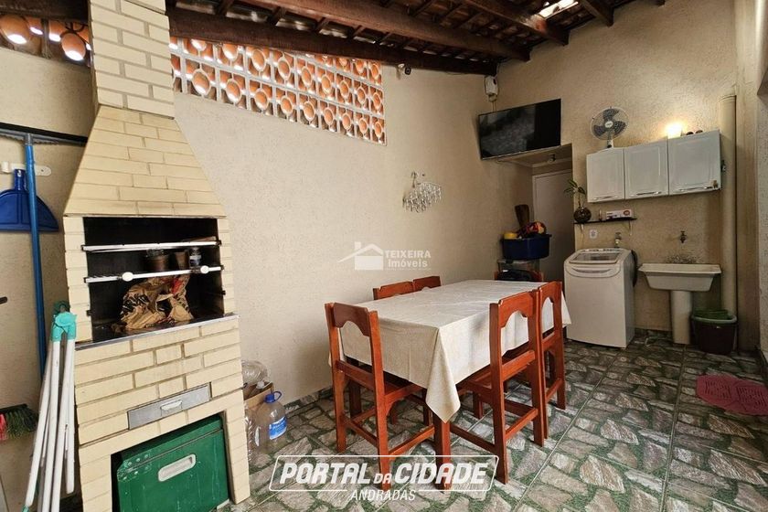 Sobrado &agrave; venda - 88m&sup2; - Jardim Muterle