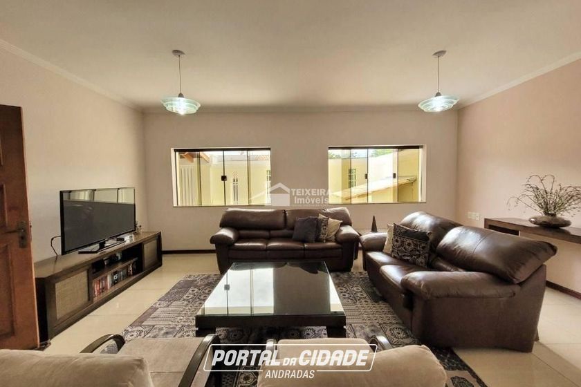 Casa &agrave; venda - 304m&sup2; - Mantiqueira Boulevard