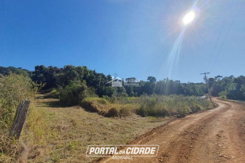 Terreno &agrave; venda - 55902m&sup2; - Zona Rural