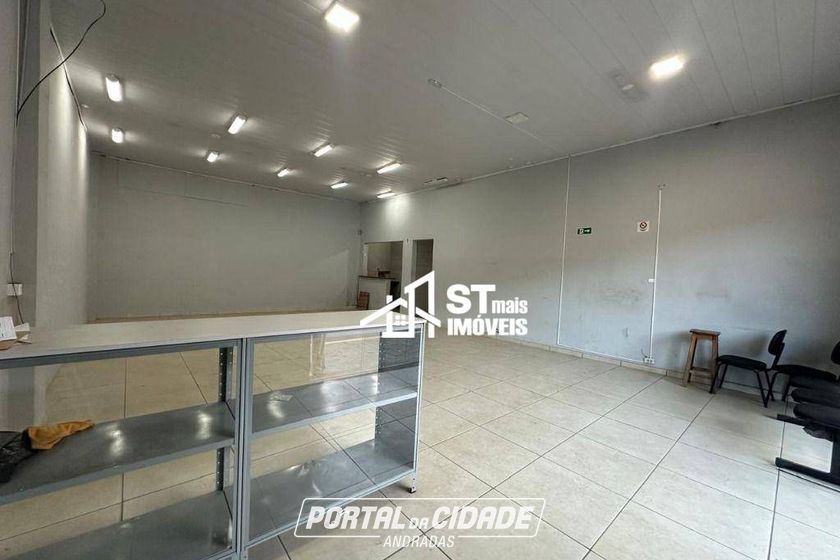 Sal&atilde;o Comercial para alugar - 150m&sup2; - Andradas