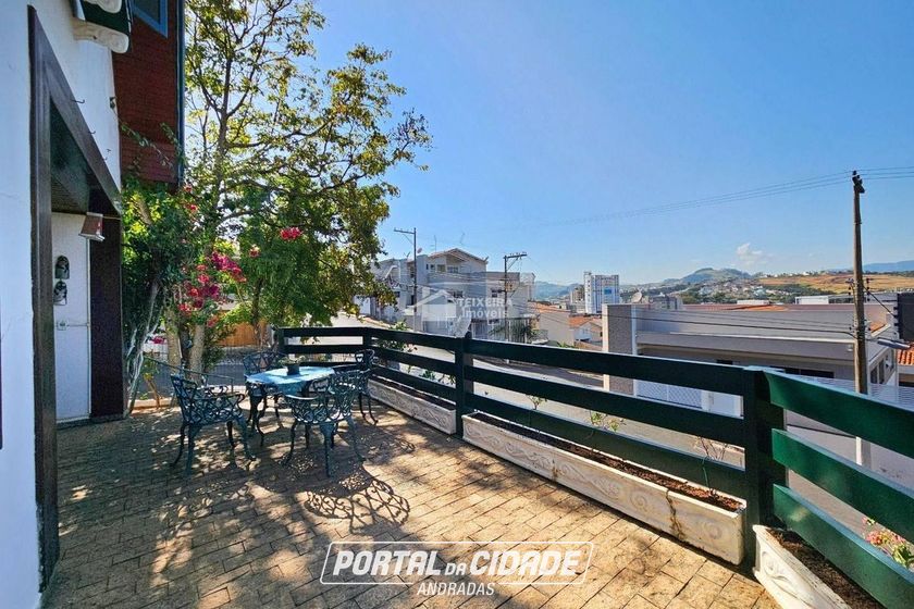Casa &agrave; venda - 397m&sup2; - Jardim Mantiqueira II