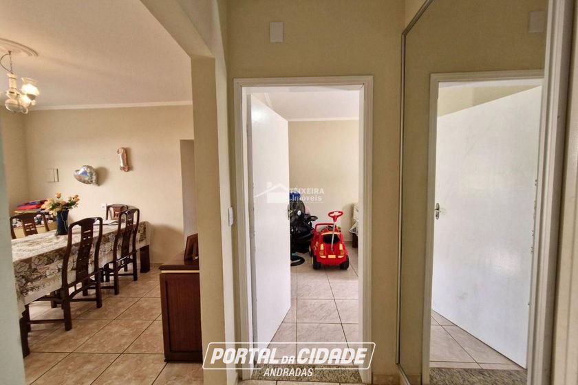 Sobrado &agrave; venda - 286m&sup2; - Pirapitinga