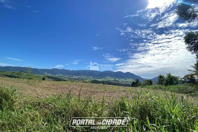 Terreno &agrave; venda - 4000m&sup2; - Retirinho