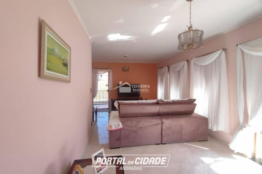 Casa &agrave; venda - 232m&sup2; - Jardim Bela Vista