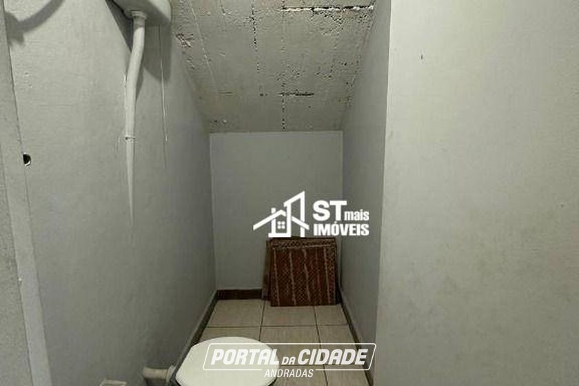 Sal&atilde;o Comercial para alugar - 150m&sup2; - Andradas
