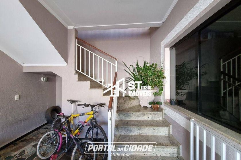 Casa &agrave; venda - 265m&sup2; - Jardim Portal Sol