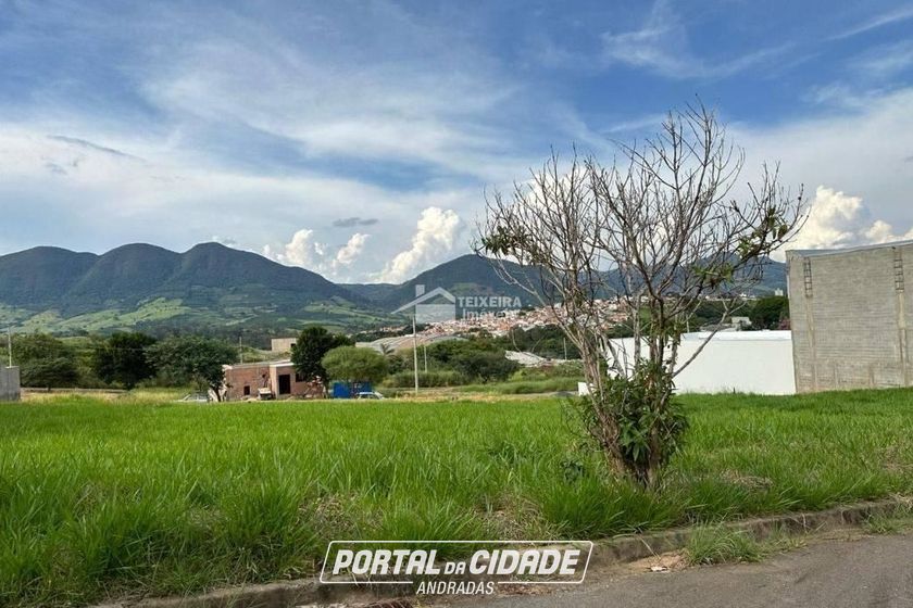 Terreno &agrave; venda - 300m&sup2; - Jardim Am&eacute;lia