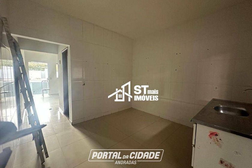 Casa &agrave; venda - 100m&sup2; - Santo Antonio de Lisboa