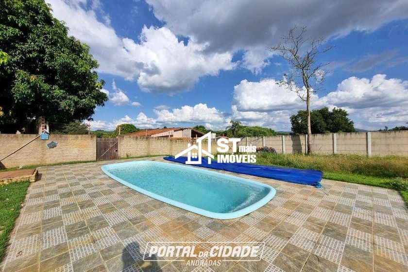 Ch&aacute;cara &agrave; venda - 650m&sup2; - Rural