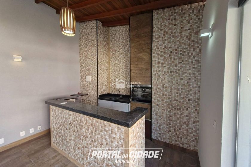 Casa &agrave; venda - 170m&sup2; - Jardim Primavera